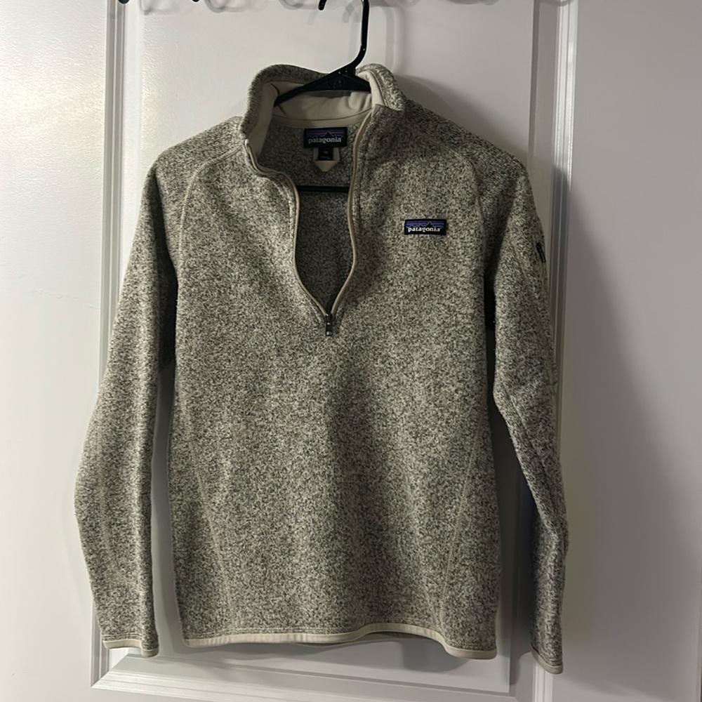 Patagonia half zip sweater
